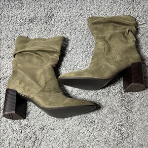 Marked & spruce green boots size 10